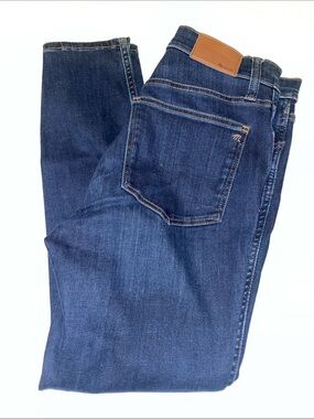 NWOT Madewell Dark Wash/Dark indigo 10” High-Rise Skinny Jeans. 27P